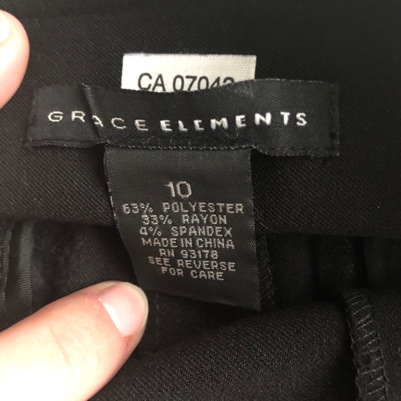 Black Skirt with zipper detailing - Picture 4 of 4